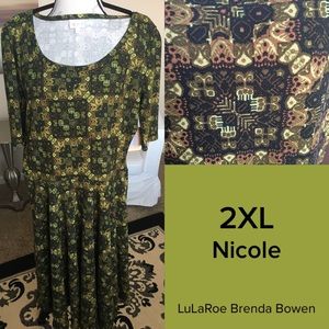 LuLaRoe Nicole Dress